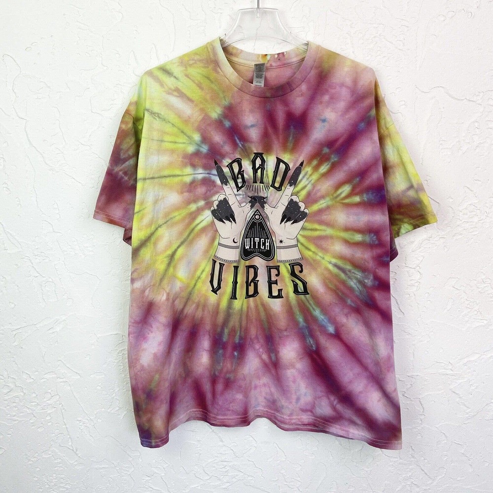 “Bad Witch Vibes” Purple Green Tie Dye Graphic T-Shirt Size XXL